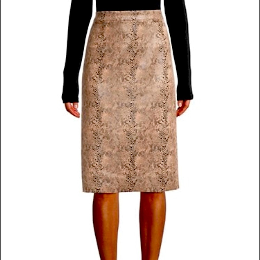 Brave + True
Snakeskin-Print Knee-Length Skirt